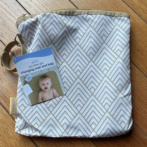 Geometric White and Gold On The Go Changing Mat